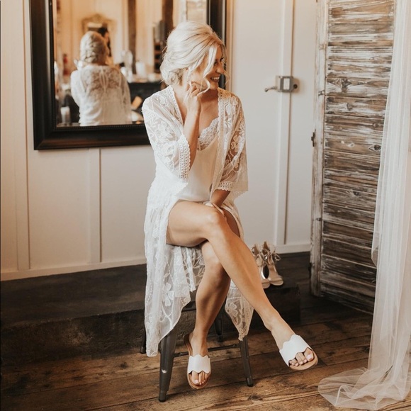 Altar'd State Other - White Lace Bridal Kimono